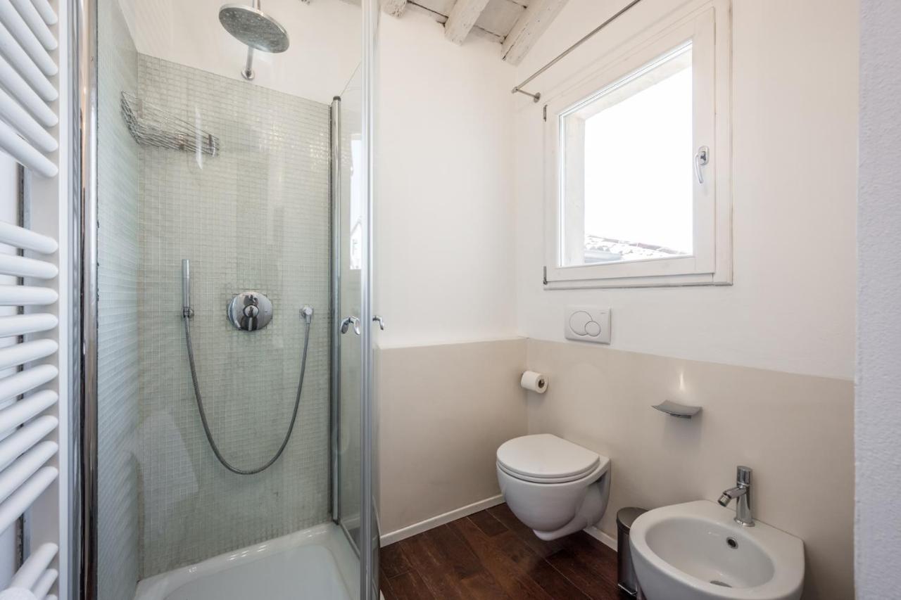 Emilia Suite Urban Modena Exterior photo